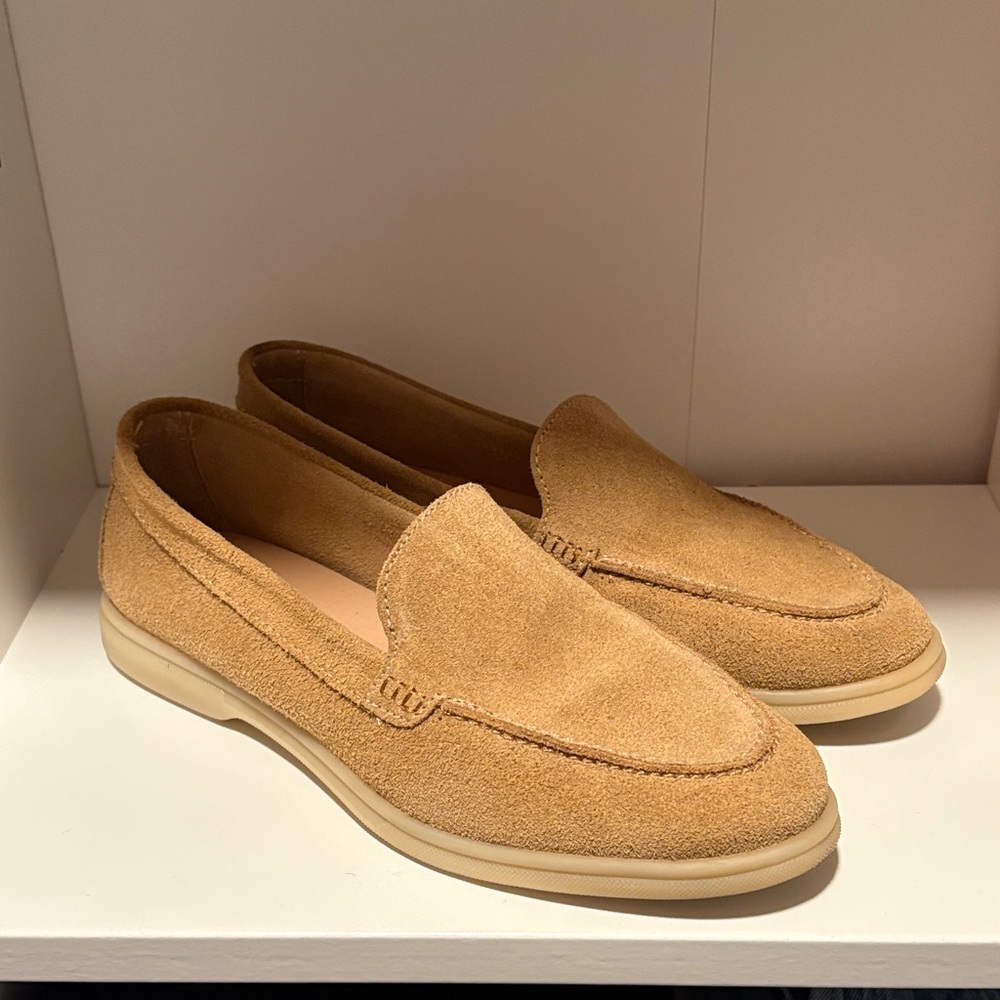 Tahari suede loafers with gum sole.